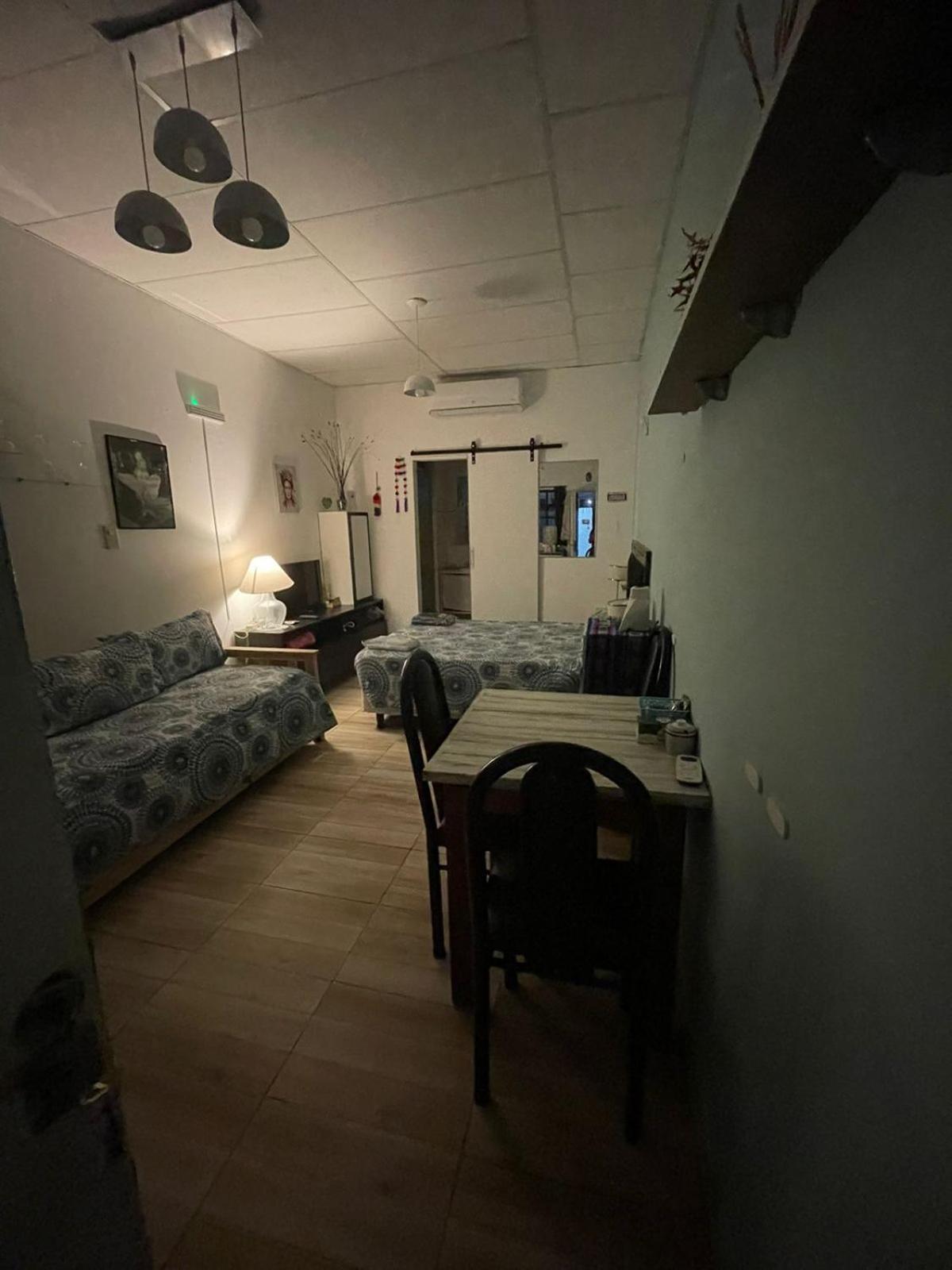 דירות Hospedaje 3 Aeropuerto Ezeiza Pet Friendly Tranfer Gratis Desde Y Hacia El Aeropuerto De Ezeiza A 20 Minutos מראה חיצוני תמונה