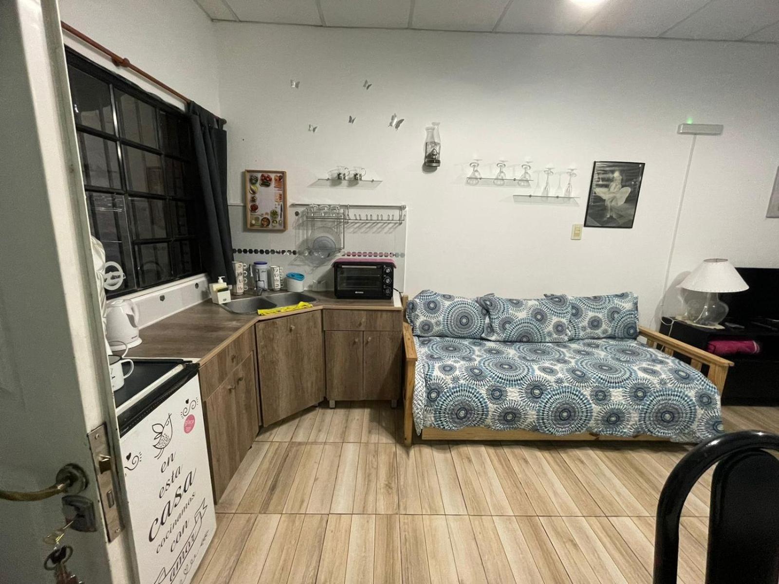 דירות Hospedaje 3 Aeropuerto Ezeiza Pet Friendly Tranfer Gratis Desde Y Hacia El Aeropuerto De Ezeiza A 20 Minutos מראה חיצוני תמונה
